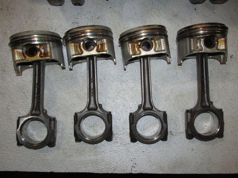 Suzuki DF140 140hp Outboard Piston and Rod Set of 4