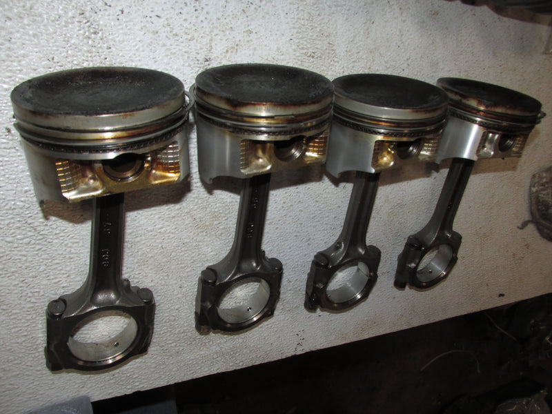 Suzuki DF140 140hp Outboard Piston and Rod Set of 4