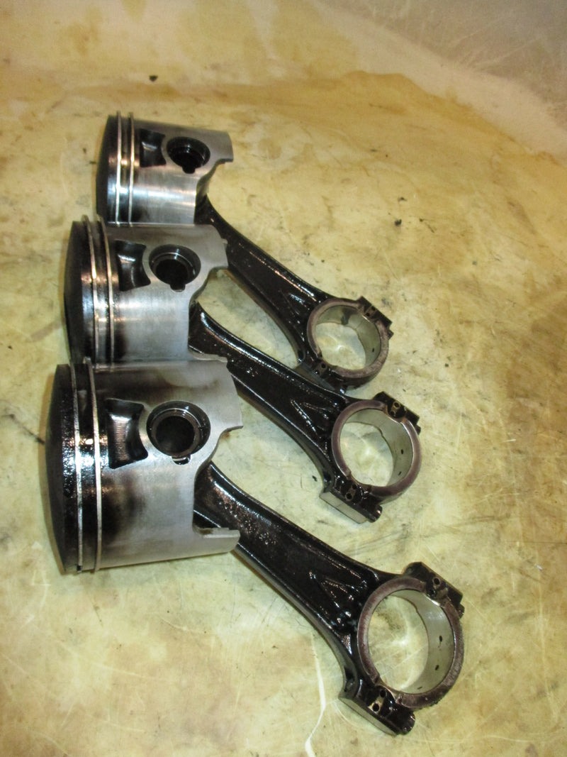 Evinrude Ficht 225hp 2 stroke outboard port piston and rod set of 3