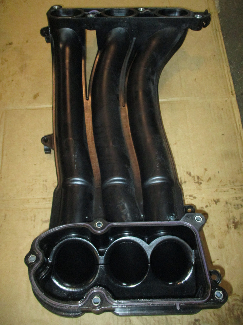 Yamaha 250hp VMAX SHO 4 stroke outboard intake manifold 6CB-13641-00