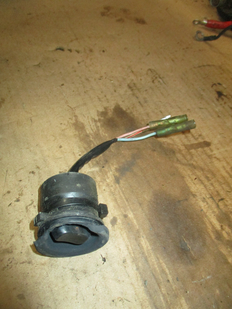 Suzuki DT140 outboard tilt trim switch (37850-95602)