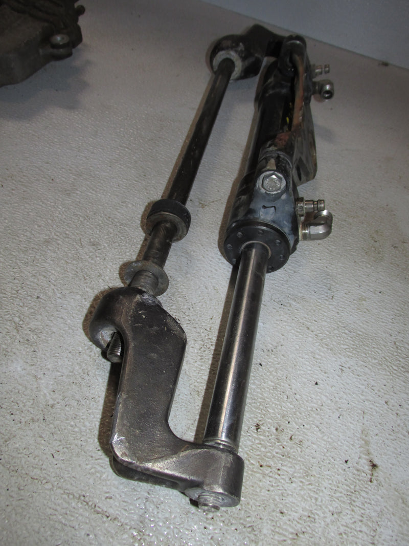 Suzuki DF140 140hp Outboard Seastar Hydraulic Steering Ram