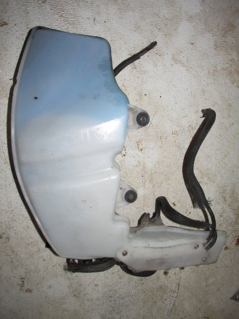 Evinrude Etec 90hp 2 Stroke Outboard Oil Tank and Pump