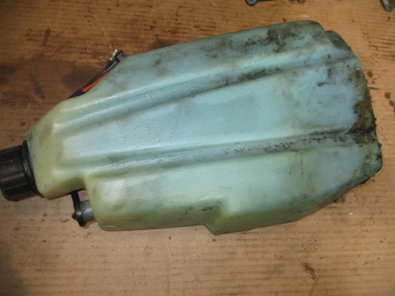 Suzuki DT140 outboard oil tank w/ sensor (34860-94621)