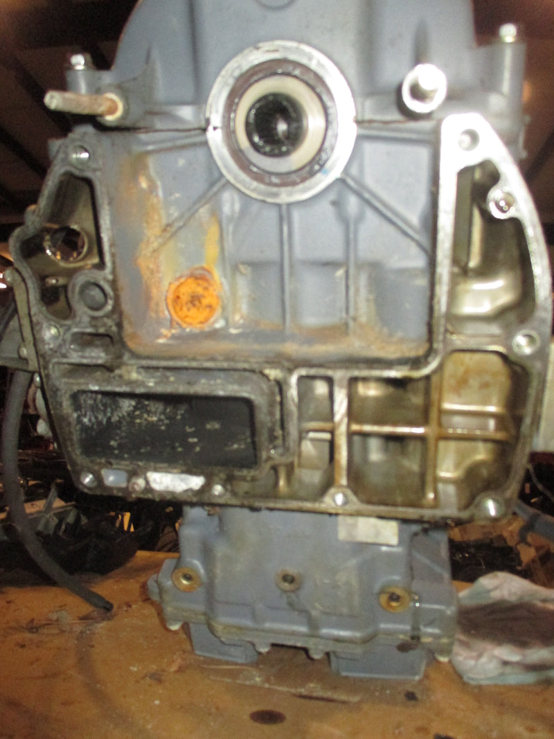 Yamaha 100hp 4 stroke outboard Crankcase Powerhead