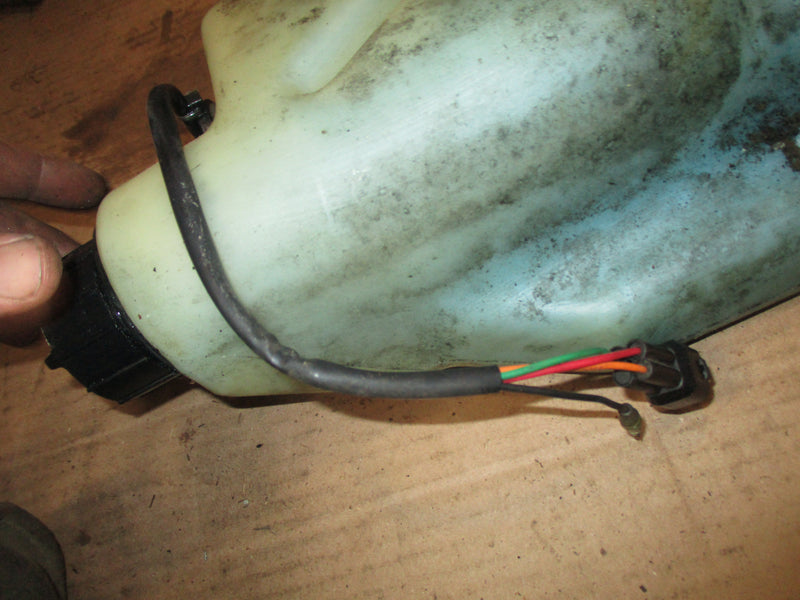 Suzuki DT140 outboard oil tank w/ sensor (34860-94621)