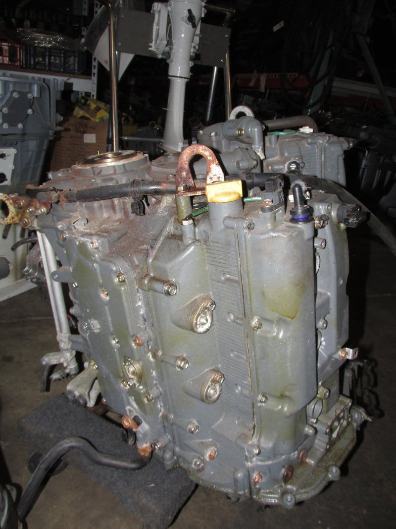 Suzuki DF300 300hp Outboard Crankcase Powerhead