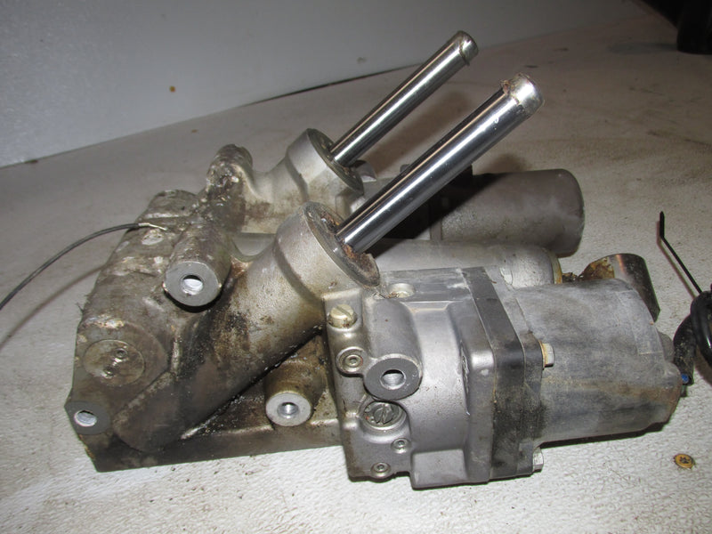 Suzuki DF300 300hp Outboard Tilt Trim Unit (48500-98J01)
