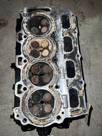 Load image into Gallery viewer, Mercury 90hp 4 stroke outboard cylinder head (804109T4)
