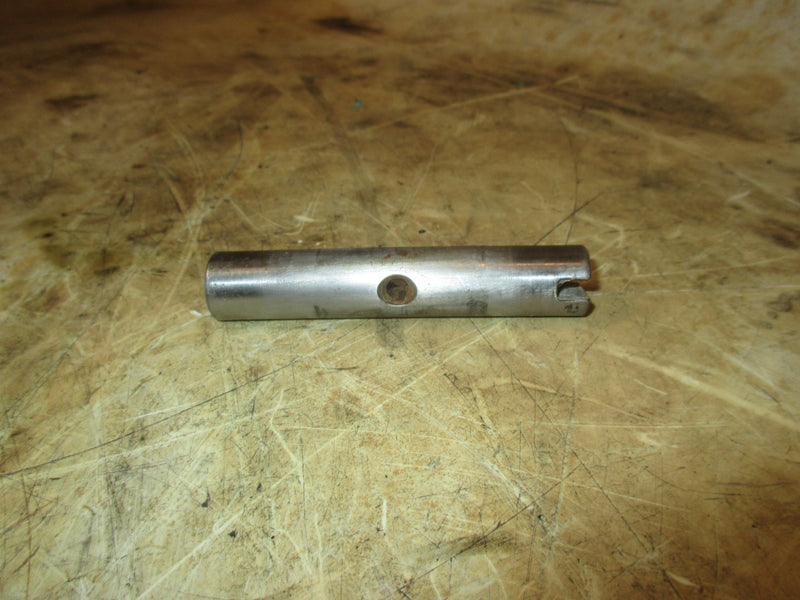 Yamaha Mercury 90hp 4 stroke outboard upper trim pin 996251