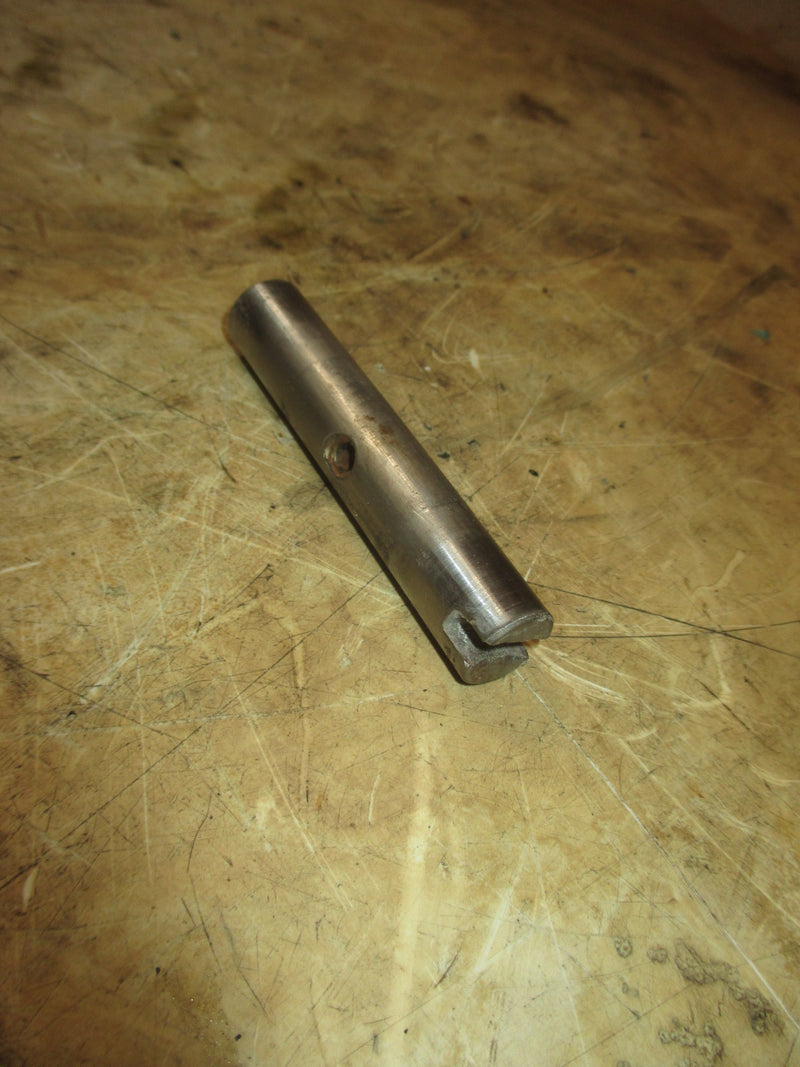 Yamaha Mercury 90hp 4 stroke outboard upper trim pin 996251