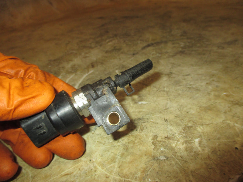 Suzuki DF300 300hp 4 stroke outboard Pressure Sensor