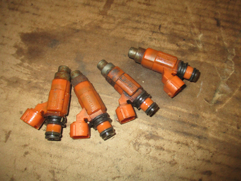 Suzuki DF140 outboard fuel injector set (15710-65D00)