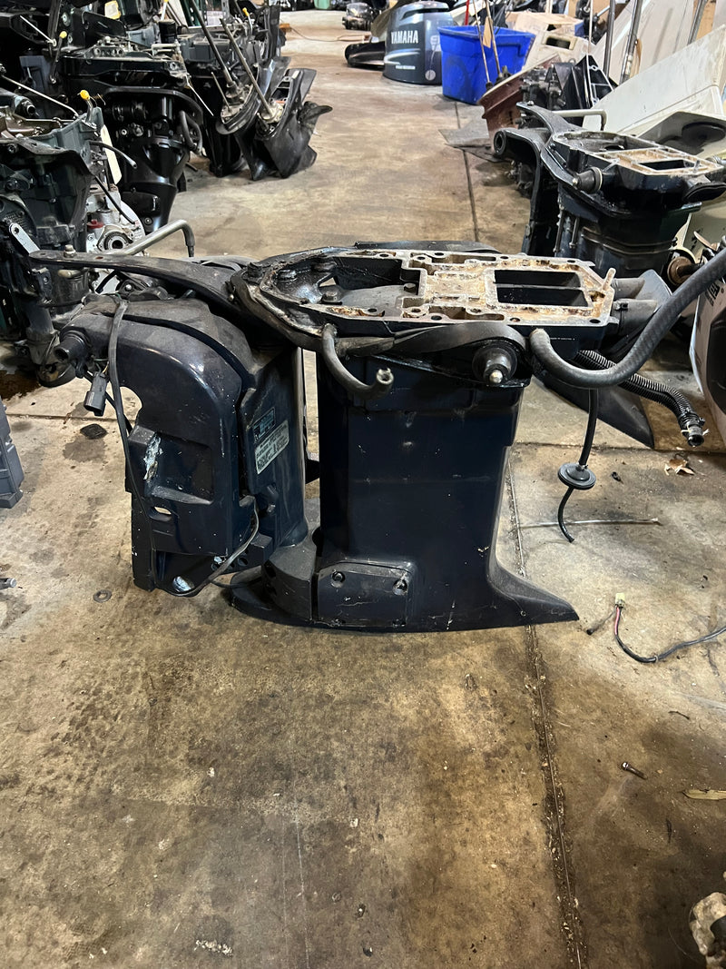 Evinrude Ficht 225hp 2 stroke outboard 20" midsection