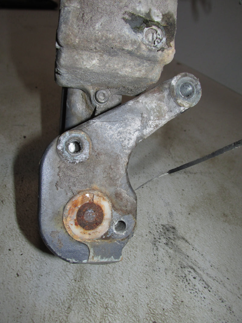 Yamaha 40hp 2 CYL 2 Stroke Outboard Tilt Trim Unit