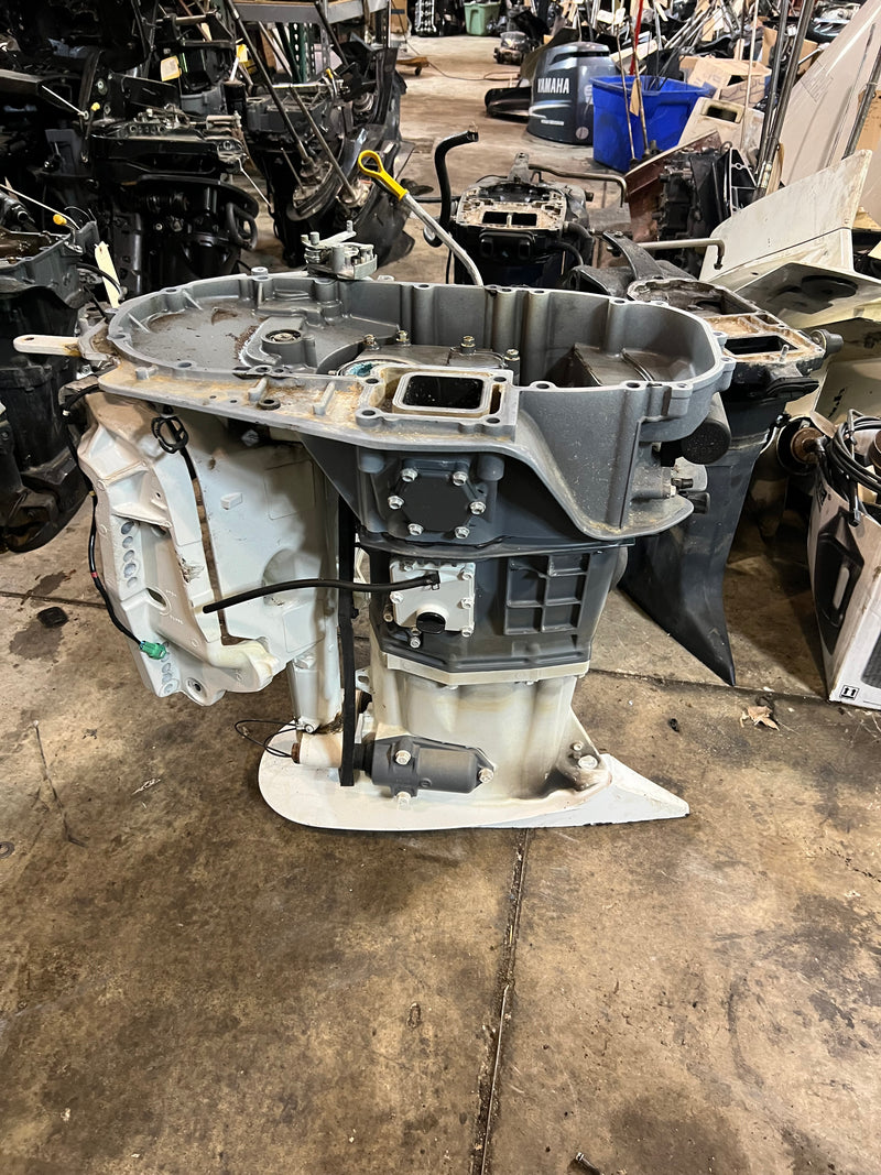 Suzuki DF150A 150hp Outboard 25" Midsection