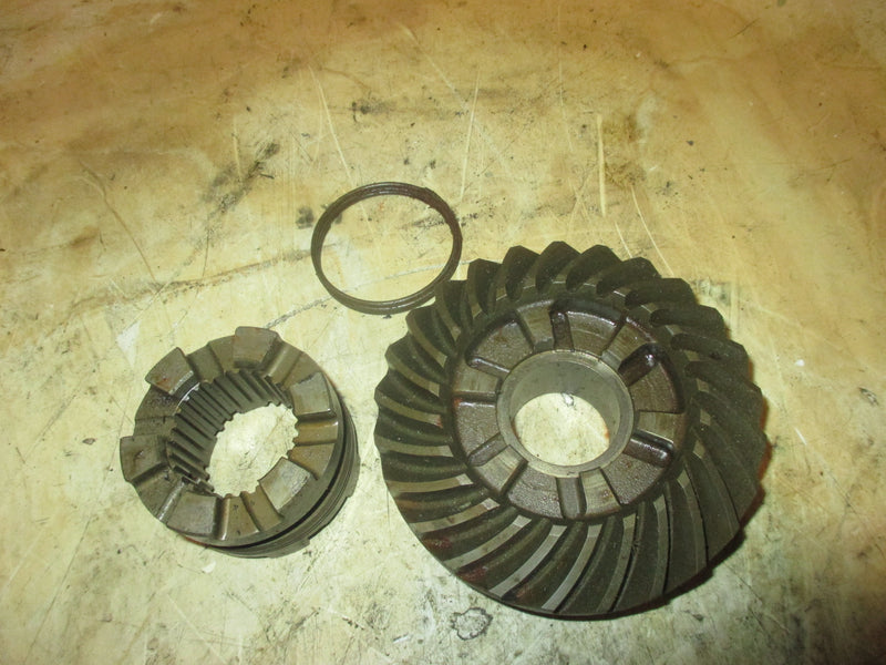 Suzuki DF150-175HP 4 stroke outboard clutch dog and gear (57621-93J00)