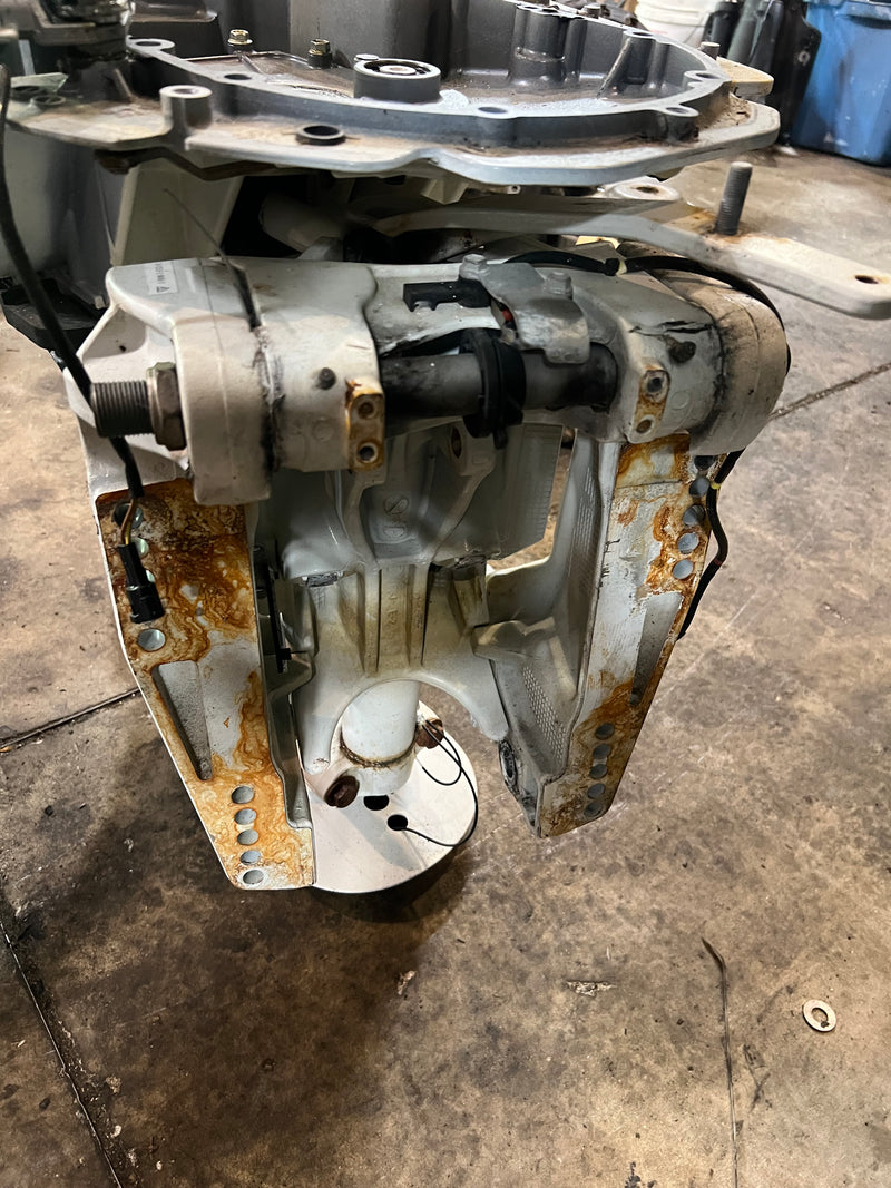 Suzuki DF150A 150hp Outboard 25" Midsection