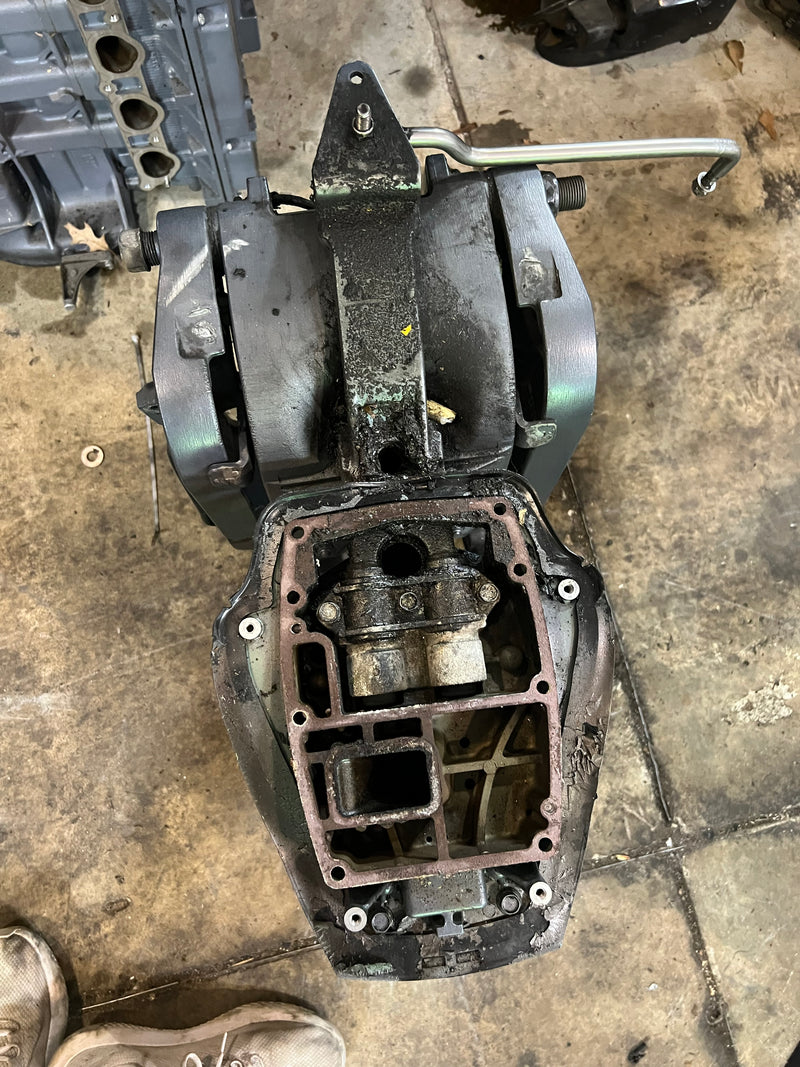 Yamaha 60hp 2 stroke outboard 20" Midsection