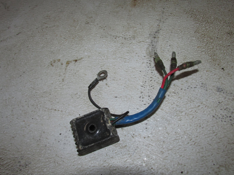 Yamaha 40hp 2 CYL 2 Stroke Outboard Rectifier Regulator (664-81970-61-00)