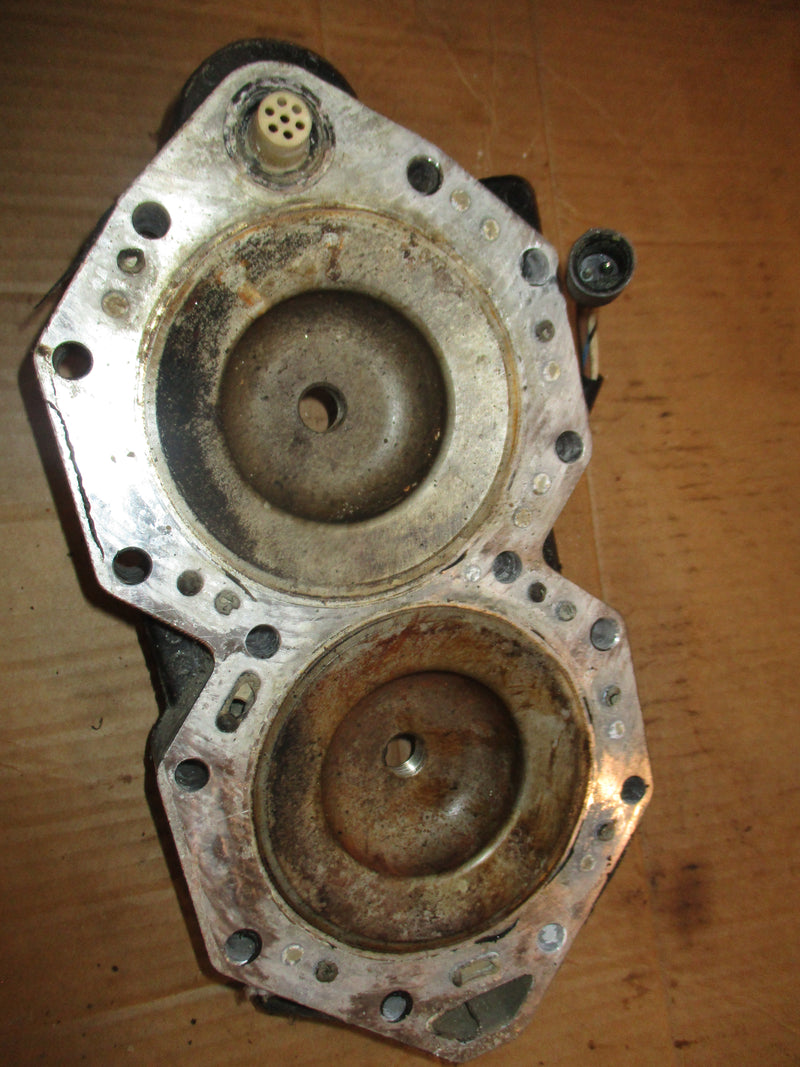 Johnson 90hp 2 stroke outboard cylinder head (340950)