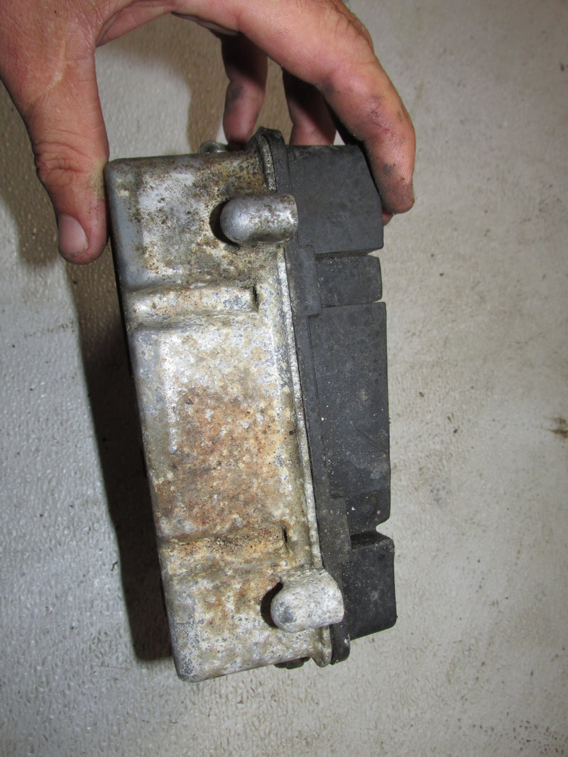 Yamaha 40hp 2 CYL 2 Stroke Outboard Intake Silencer