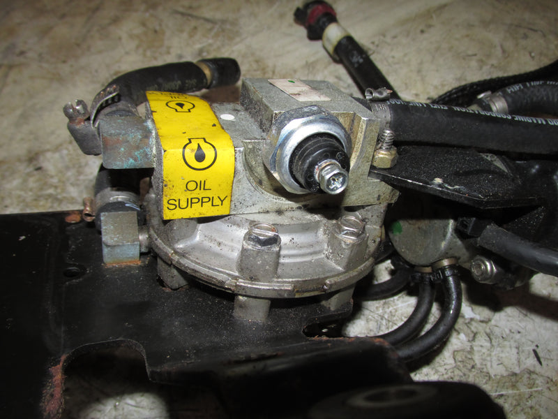 Evinrude Ficht 200hp 2 Stroke Outboard Oil Injector (5001479)