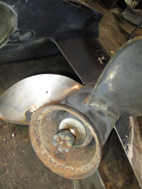 Load image into Gallery viewer, Evinrude 115hp 2 stroke outboard 20" shaft lower unit
