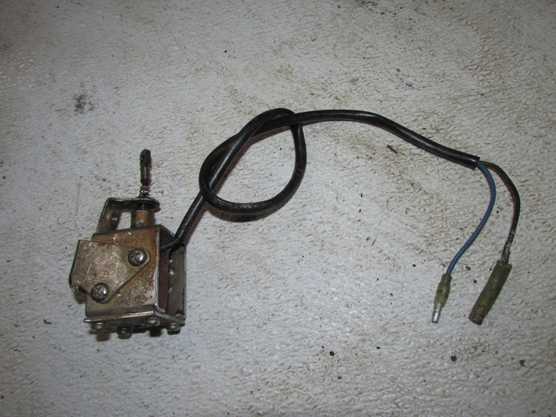 Yamaha 40hp 2 CYL 2 Stroke Outboard Magnetic Choke Solenoid (6E9-86111-01-00)