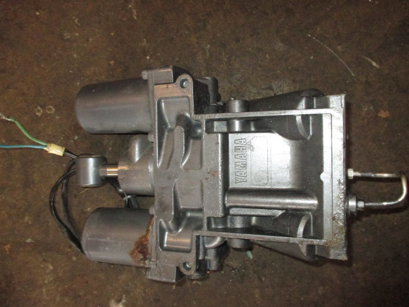 Yamaha 250hp 4 stroke outboard tilt trim unit