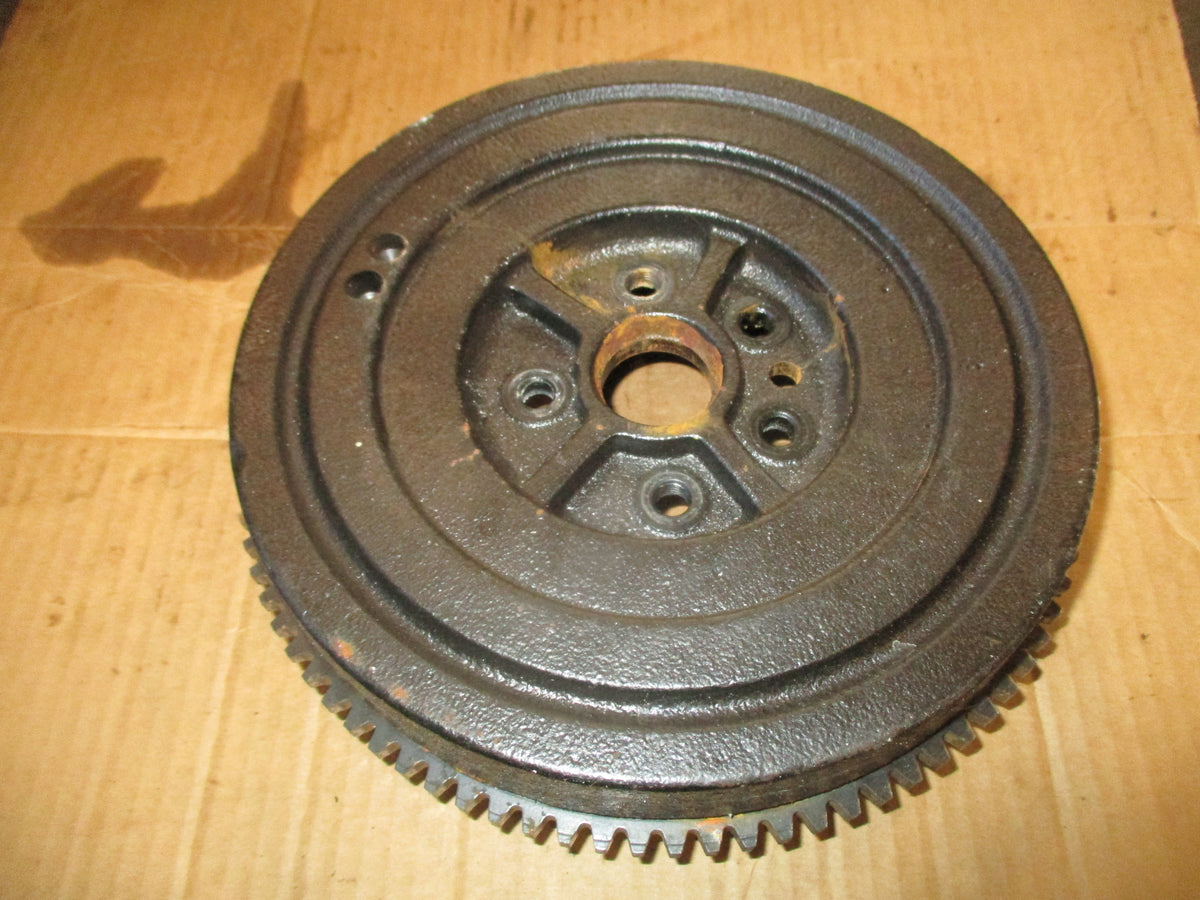 Johnson 90hp 2 stroke outboard flywheel (513845)(584843)