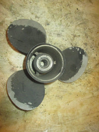 Load image into Gallery viewer, Yamaha 40/50hp 2 stroke outboard Michigan Aluminum propellor (10.25x12P)
