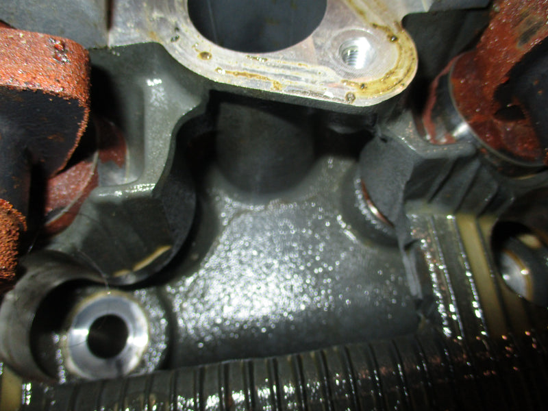 Yamaha 350hp 4 stroke outboard starboard cylinder head