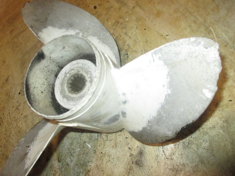 Johnson/Evinrude 90/115hp 2 stroke outboard Aluminum propellor (12 3/4x21)