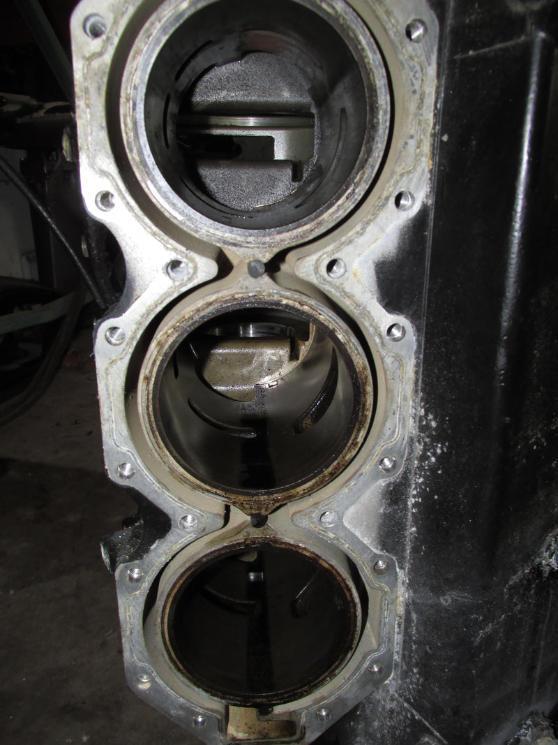 Mercury Optimax 200hp 2 Stroke Outboard Crankcase Block