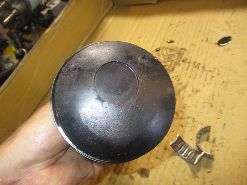 Johnson Ficht 150hp outboard starboard piston and rod (5001295)