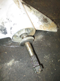 Load image into Gallery viewer, Johnson 150hp 2 stroke outboard 20" shaft lower unit
