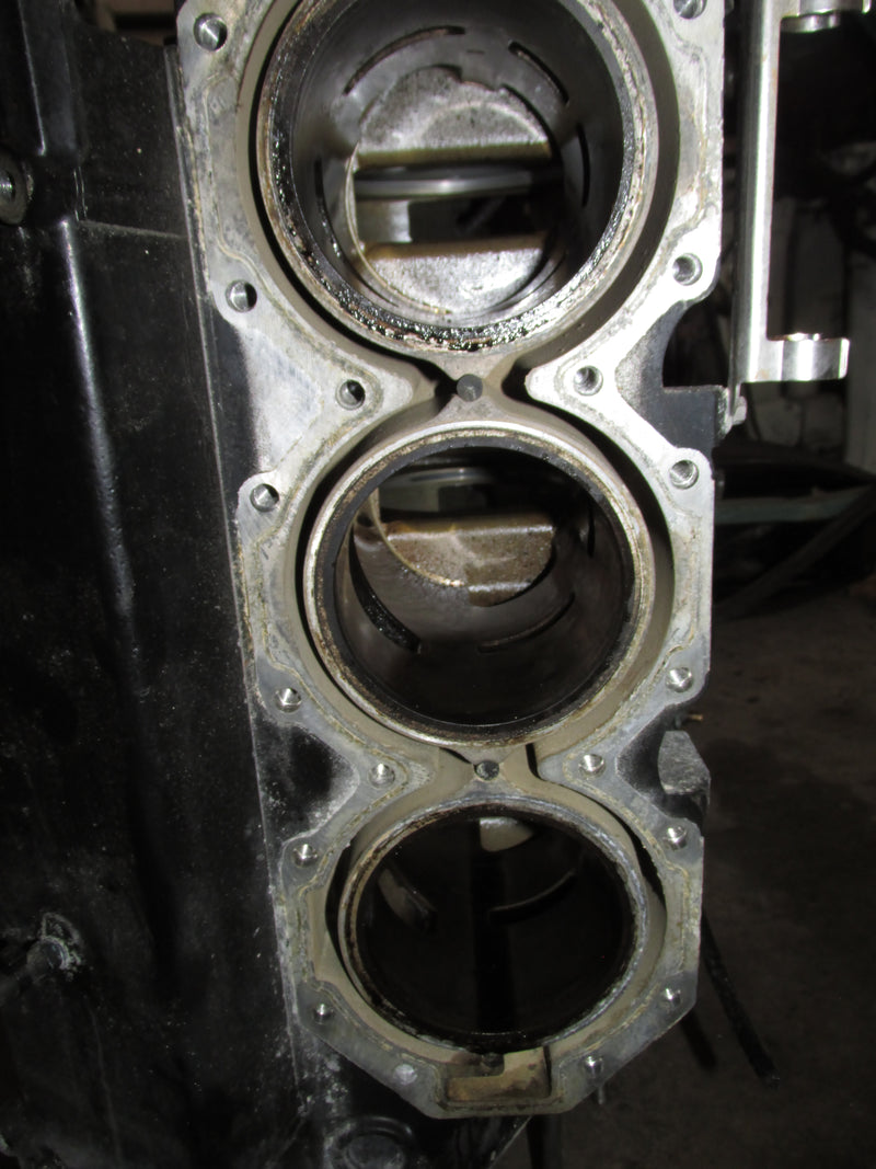 Mercury Optimax 200hp 2 Stroke Outboard Crankcase Block