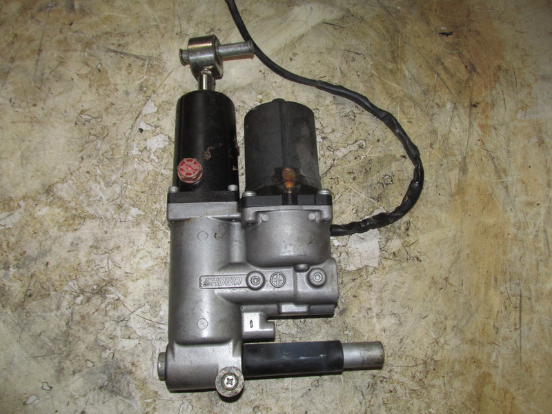 Suzuki DF40 40hp Outboard Tilt Trim Unit (48000-87J14)
