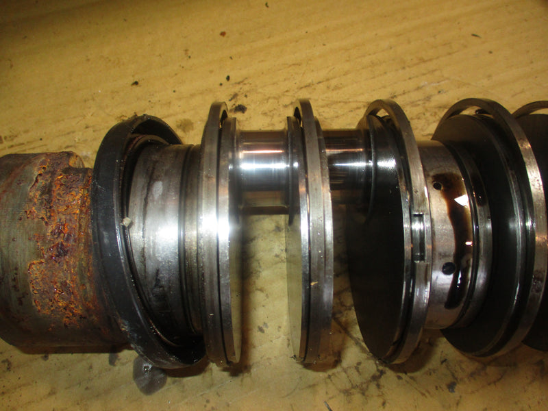 Johnson Ficht 150hp outboard crankshaft (438930)