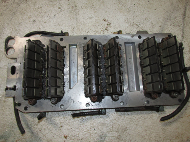 Mercury Optimax 200hp 2 Stroke Outboard Intake Manifold and Reeds (828623T)