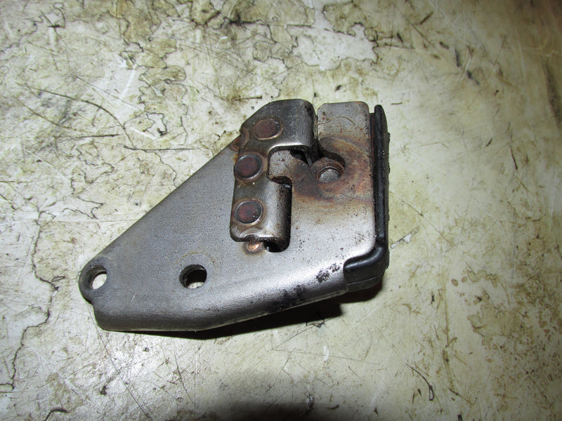 Suzuki DF90 90hp 4 Stroke Outboard Throttle/shifter cable holder