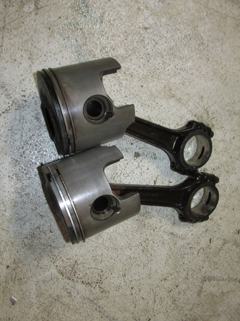 Mercury Optimax 200hp 2 Stroke Outboard Starboard Piston and Rod Set of 2