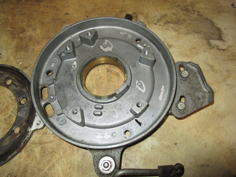 Yamaha 25hp 2 stroke outboard stator bracket (695-85561-70)