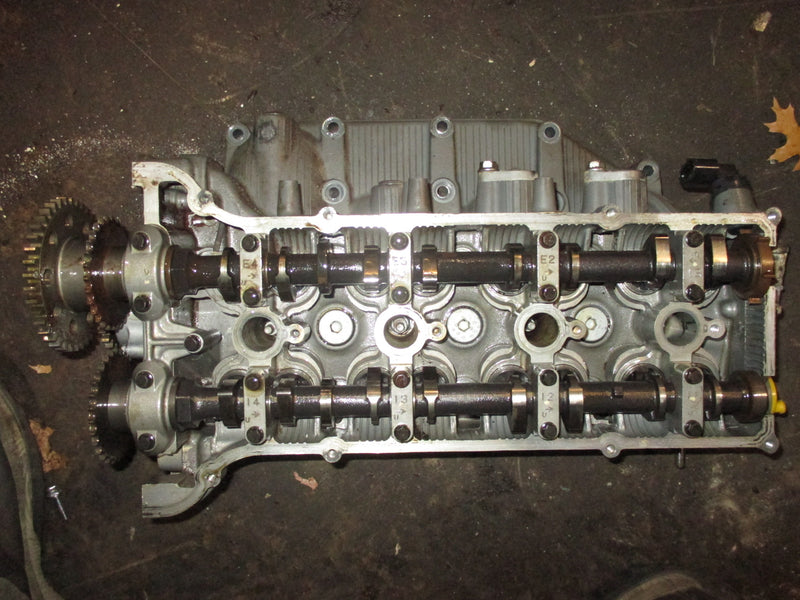 Suzuki DF115 115hp 4 stroke outboard cylinder head