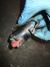 Load image into Gallery viewer, Johnson 150hp 2 stroke outboard fuel primer (582111)
