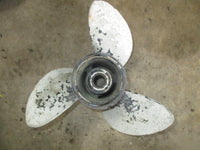 Load image into Gallery viewer, Evinrude 50hp 2 stroke outboard aluminum prop 11 1/4 x 17
