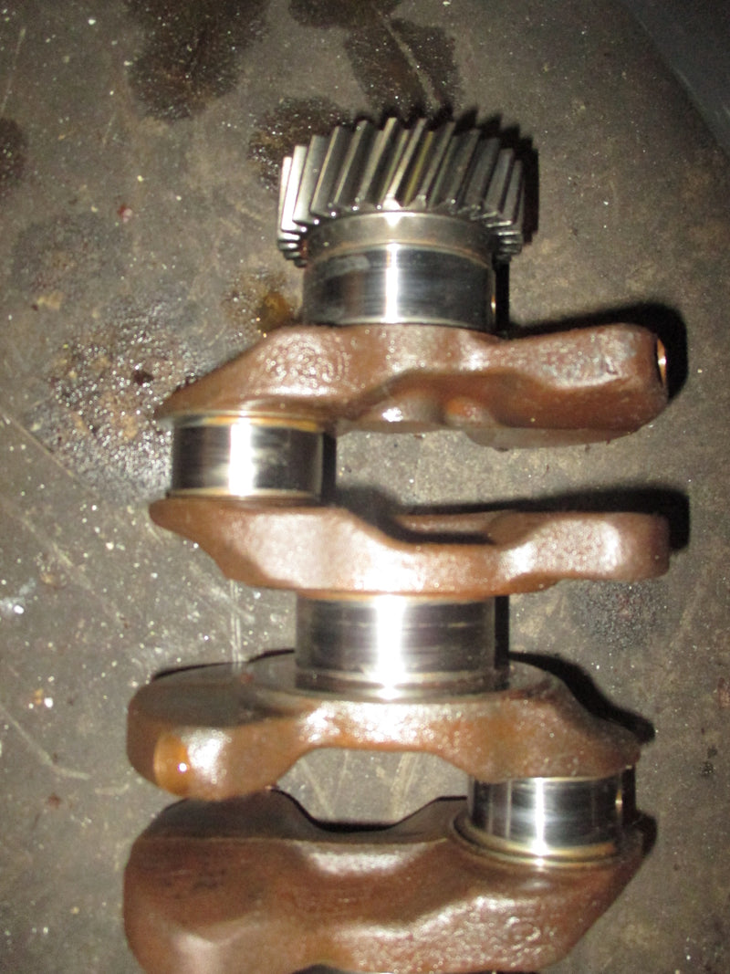 Suzuki DF115 115hp 4 stroke outboard crankshaft (12220-92J00)
