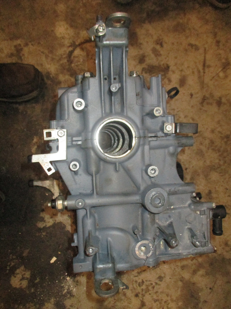 Yamaha 115hp 4 stroke outboard crankcase block