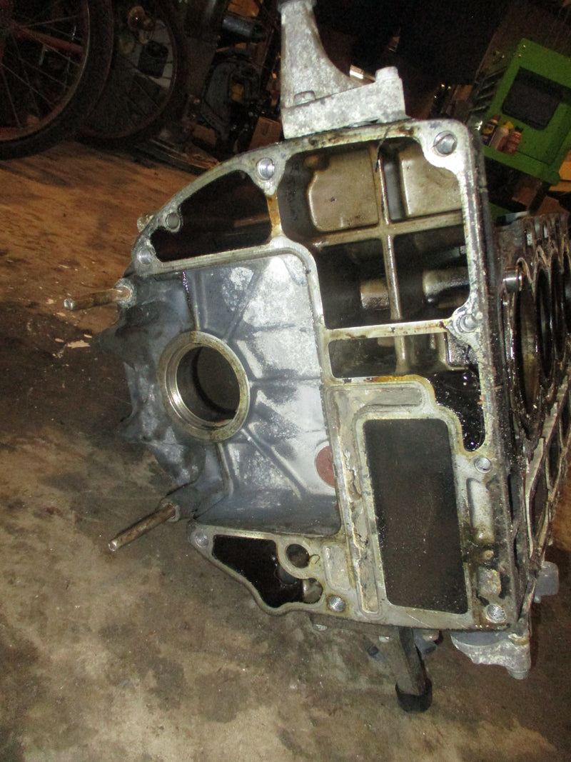 Yamaha 115hp 4 stroke outboard crankcase block